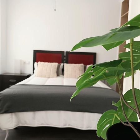 Apartamento Vacacional Cuarteles Малага Экстерьер фото